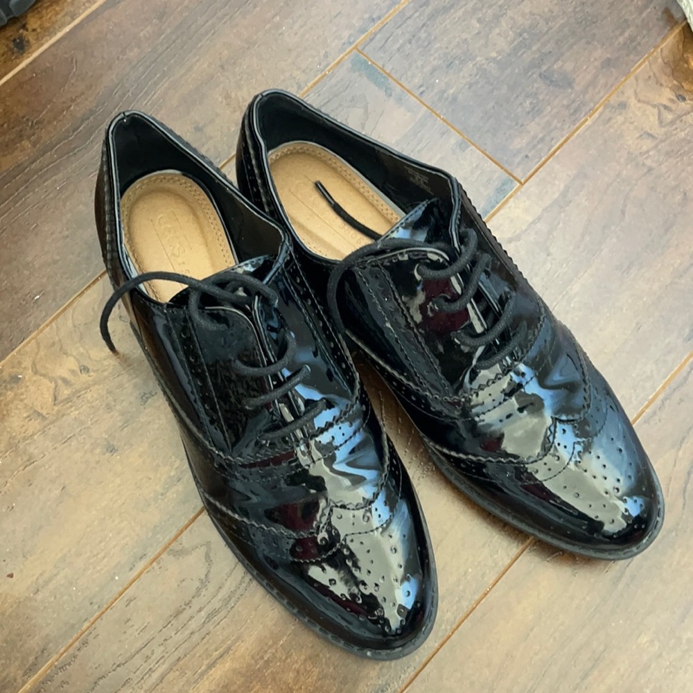 Women office shoes